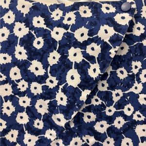 KATE SPADE Blue and White Floral Patterned Fabric